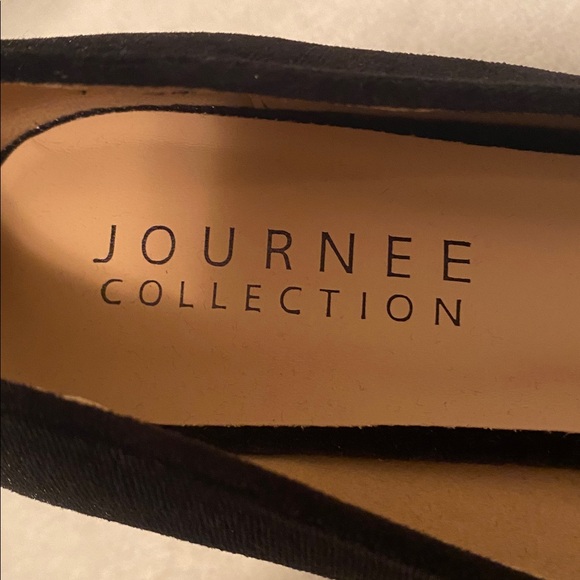 Journee Collection Black Velvet Bow Heels…size 10 - Picture 7 of 8